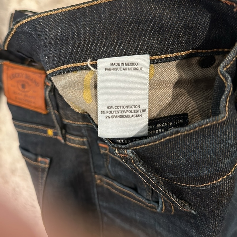 Lucky Brand jeans - Picture 5 of 5